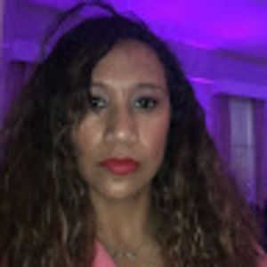 Meet your Posher, Claudia